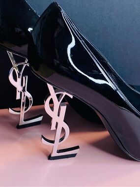 Saint Laurent “Opyum” Black Heels in Patent Leather w Cert of authenticity
